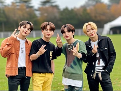 superjuniorm手势（Superjunior上热搜，散漫老团的日常是什么样子的）